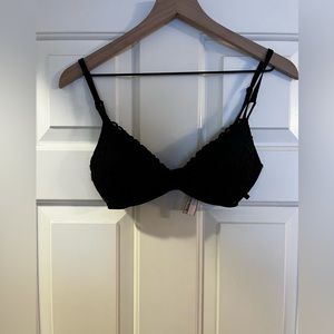 Victoria Secret Push-up bra Wireless, black lace, 32C